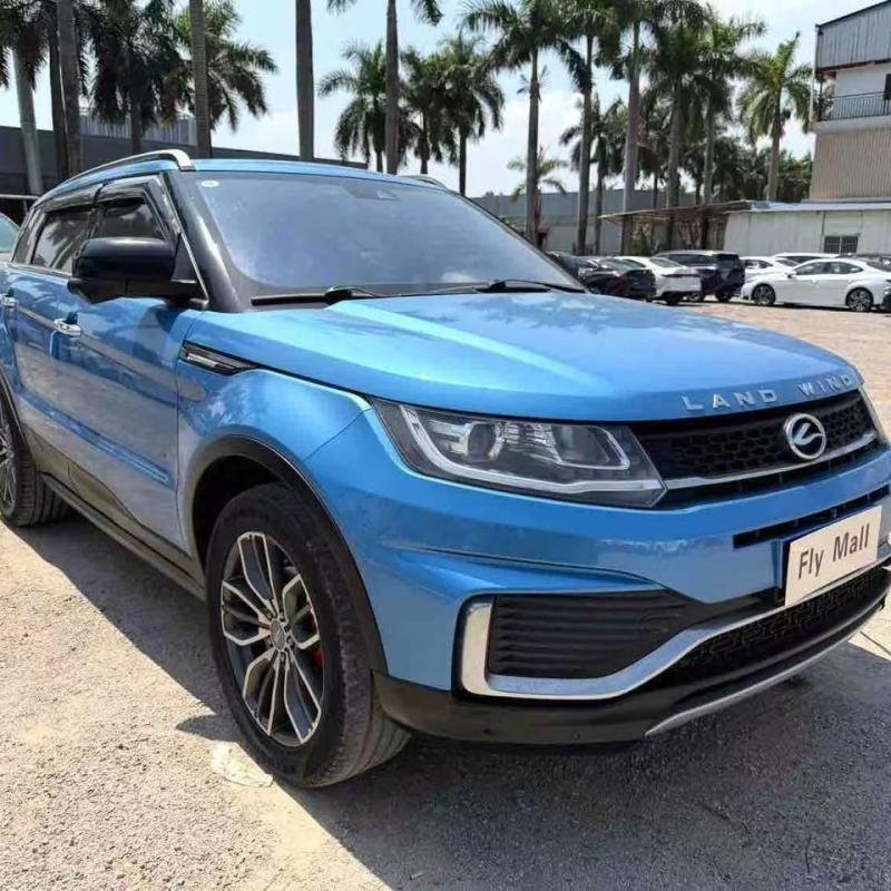 SUV LAND WIND