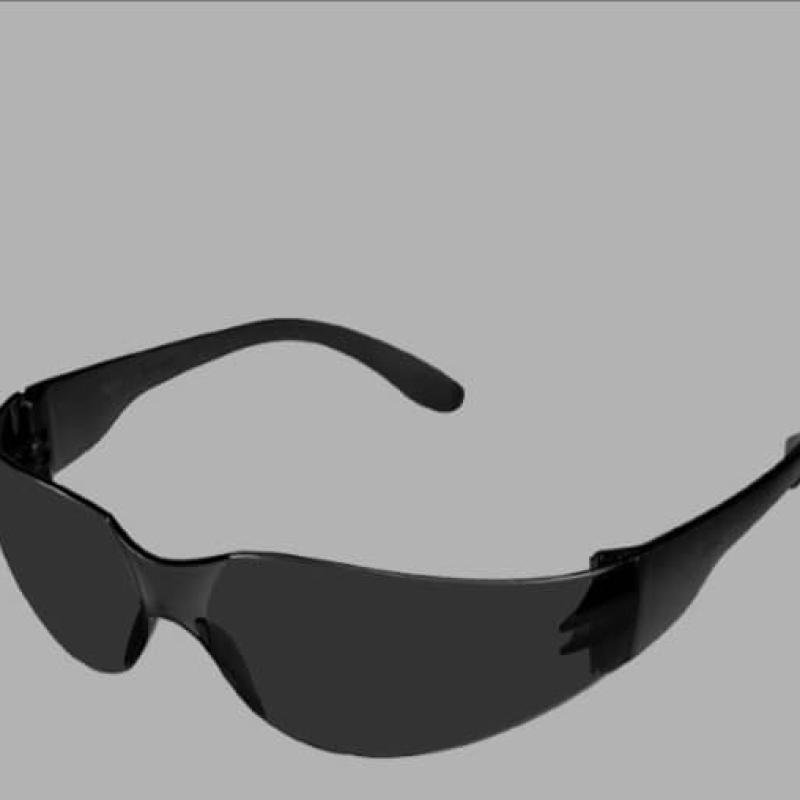 LUNETTES CLAIRE ET NOIR