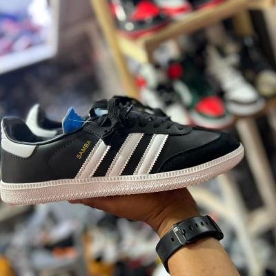 CHAUSSURES