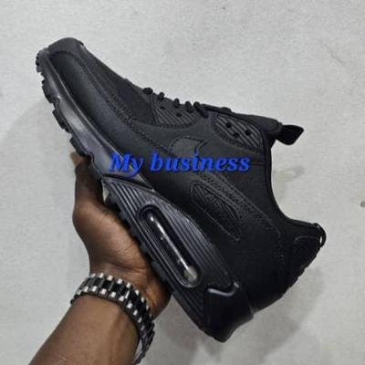 CHAUSSURES