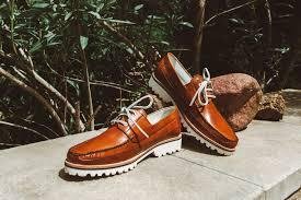CHAUSSURES