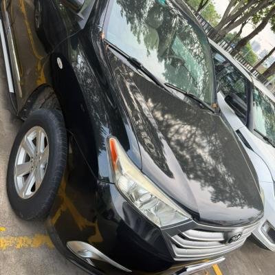 TOYOTA HIGHLANDER